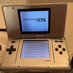 Nintendo DS Silver Bundle with Yoshi Touch And Go, Metroid Prime Hunter -Tested