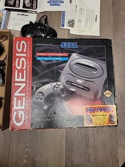 Sega Genesis II Console Boxed Three Controllers Tested Original Box See Pic