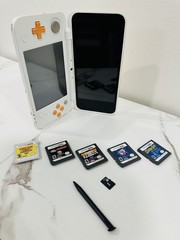Nintendo New 2DS XL White Orange w/ 5 Games 32GB SD Charger Case Stylus Tested