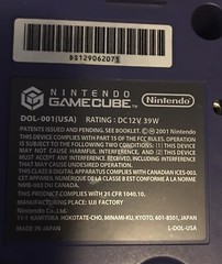 Gamecube w/ Old Skool Controller *Includes Medal Of Honor Rising Sun Disc 1 Only
