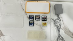 Nintendo New 2DS XL White Orange w/ 5 Games 32GB SD Charger Case Stylus Tested