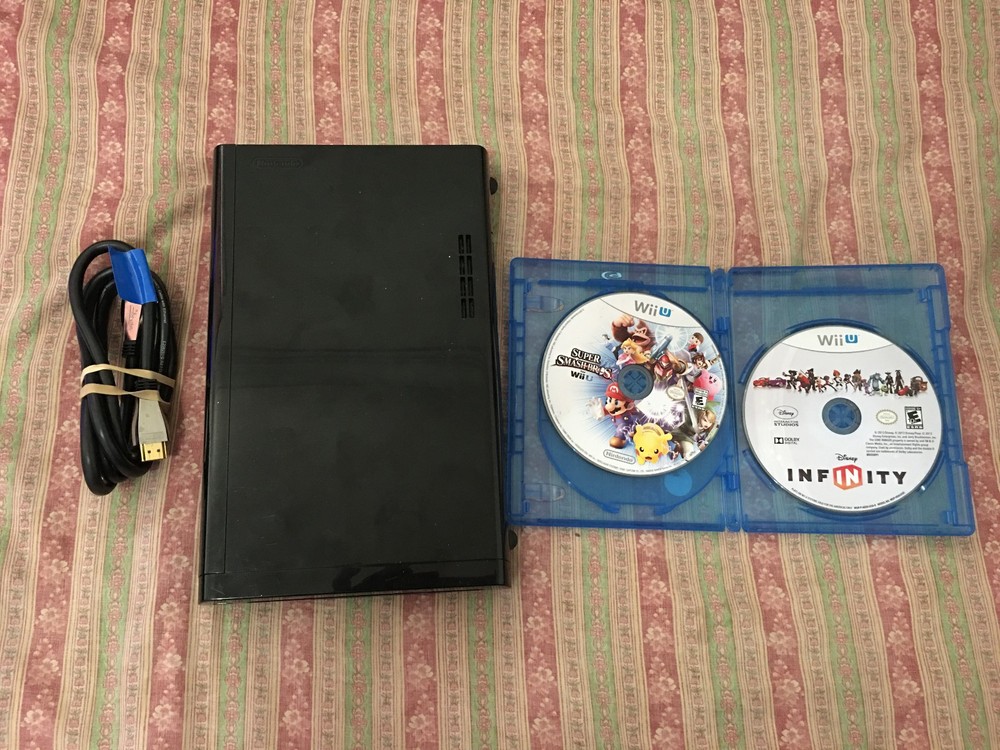 Nintendo Wii 32GB Console
