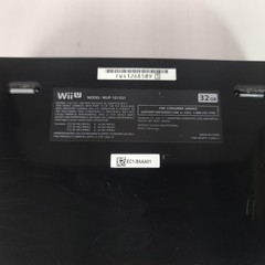 Nintendo Wii U 32GB Black Console Bundle w/ GamePad Power Cable & 2 Games TESTED