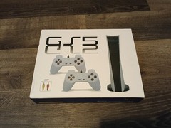 🎮 GS5 Game Console – 300 Retro Games (USB Wired Game Player)