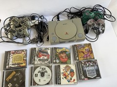 Vtg. Sony PlayStation 1 SCPH-7001 Retro 1998 w/9 games, NOT TESTED