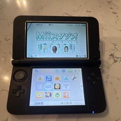Nintendo 3DS LL Red Black Handheld Wi-Fi Capability Audio Jack