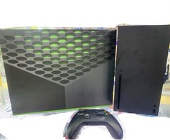 Microsoft Xbox Series X 4K UHD Console Black with Controller