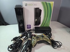 Microsoft Xbox 360 250GB Black Console Bundle IN BOX W/ Controller & Cables