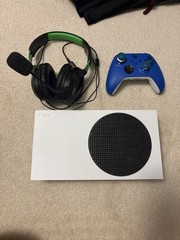 Microsoft Xbox Series S 512GB White Home Console for Xbox Series X|S HDMI