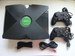original classic Microsoft Xbox Launch Edition Black Console+ 2 controllers,