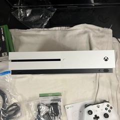 Microsoft Xbox One S White Console Bundle 5 Games