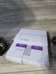 Super Nintendo Entertainment System Orig SNES Console SNS-001 W Control & Cords
