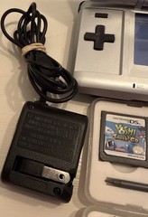 Nintendo DS Silver Bundle with Yoshi Touch And Go, Metroid Prime Hunter -Tested