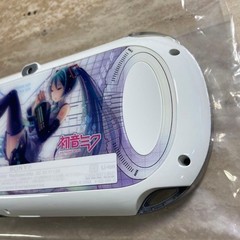 PS Vita 1000 Hatsune Miku Limited Edition Crystal White Complete 6671