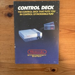 Nintendo Entertainment System NES 001 Console w one controller + manual