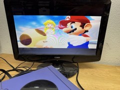 Nintendo GameCube DOL-001 USA Indigo Console Controller Body/Box Damaged Working