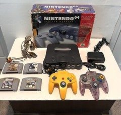 Nintendo N64 System/Console With Original Box, Styrofoam, 4 Games 2controllers .