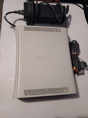 Microsoft Xbox 360 60GB Matte White Arcade Jasper V2 Console