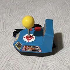 Namco Ms. Pac-Man Plug & Play Microconsole Blue Plug & Play TV Games