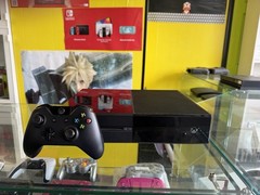 Microsoft Xbox One 500GB Console Black Model 1540 Blu-Ray Compatible 1080p