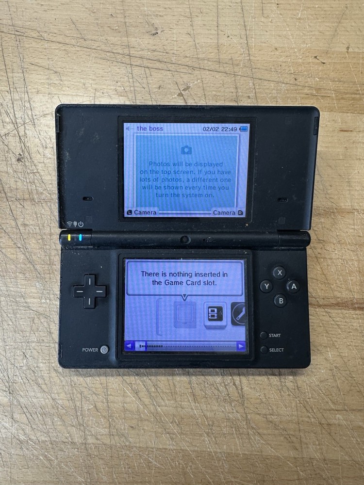 Nintendo DSi Launch Edition Black Handheld System READ DESCRIPTION