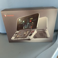 Ayaneo Pocket DS — 1TB / 16GB — Rainbow / Retro Gray Box Only
