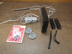 Nintendo Wii U WUP-101(02) 32GB Black Console w/ Power Cord Game Remote Tested