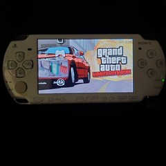 Sony PSP 2000 Ceramic White Japan Region Free English CFW 6.60+3 Games READ