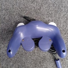 Nintendo GameCube Console + Controller + Accessory NTSC-U/C (US/Canada) DOL-001