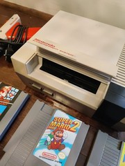 Nintendo NES Action Set Home Console White/Gray Super Mario Trilogy – Excellent