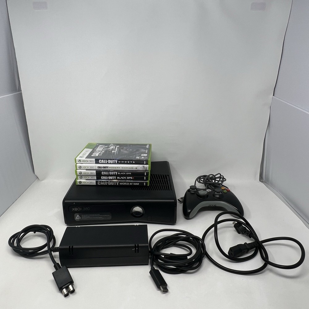 Microsoft Xbox 360 S 4GB Console Black With Call Of Duty Games Controller Cords