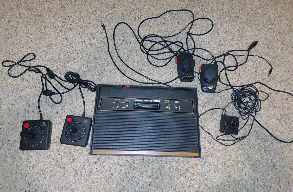 ATARI 2600 CX-2600A CONSOLE/2 JOYSTICKS + SET OF PADDLES TESTED & COMBAT 6/5 EXC