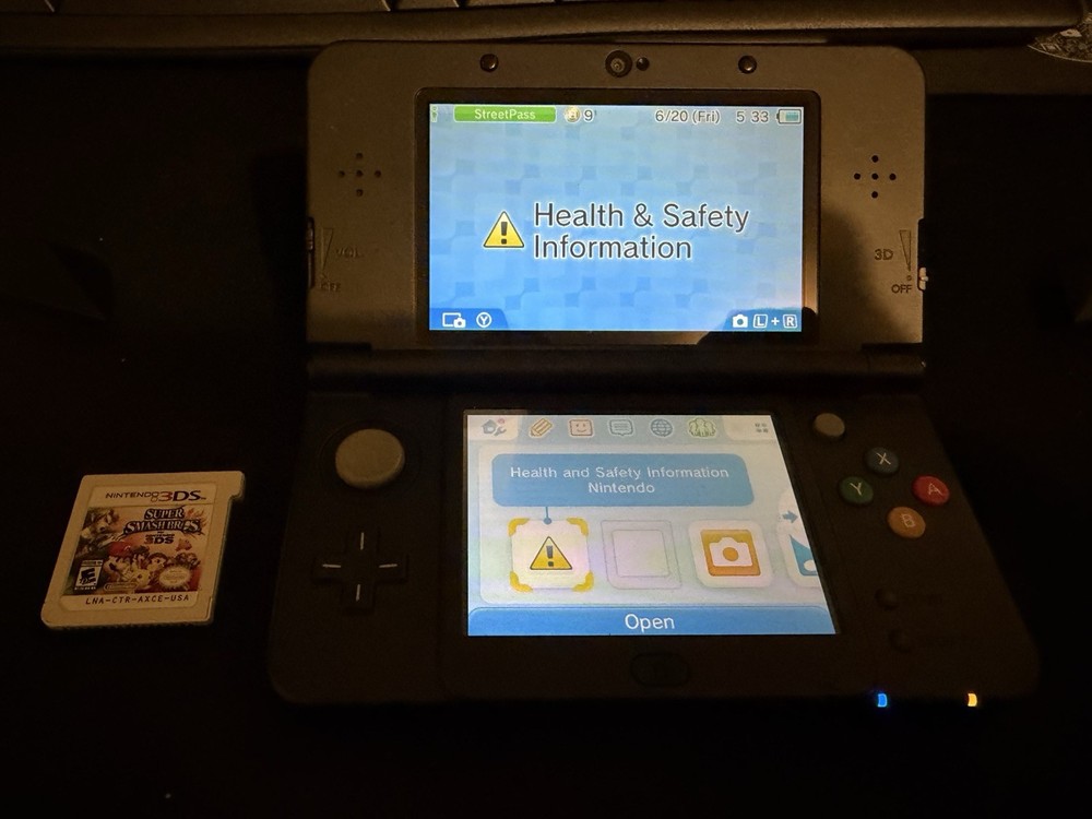 New Nintendo 3DS Original Super Mario Edition Black Friday Edition – Black USED