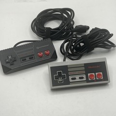 Hyperkin Retron HD Black NES Console + 5 Games + OEM NES Extra Controller TMNT