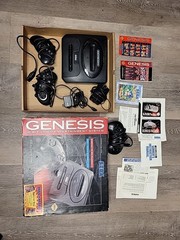 Sega Genesis II Console Boxed Three Controllers Tested Original Box See Pic