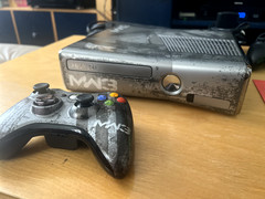 Microsoft Xbox 360 S Modern Warfare 3 Console 320GB LE + Accessories + Games