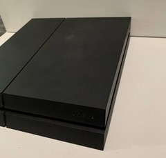 Sony PlayStation 4 Console & Remote Black CUH-1215A HDMI USB Wi-Fi Capability