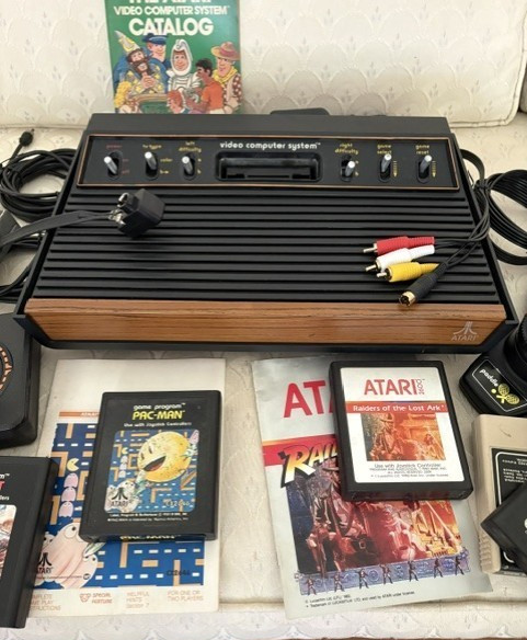 Atari 2600 Vintage 1980 Video Computer System Works on modern TV&rsquo;s EXCELLENT!