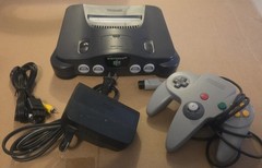 Nintendo 64 NUS-001(USA) Gray/Black NTSC-U/C Console with Controller, Cables