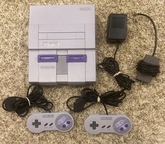 Nintendo Super Nintendo Entertainment System SNES Console Gaming System SNS-001