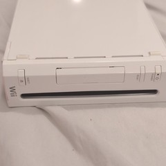 Nintendo Wii RVL-001 White Console Bundle w/ 3 Remotes, 3 Nunchuks, Sensor Bar
