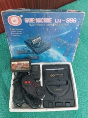 Haili LM-888 video game console from 90&rsquo;s good condition full kit box games