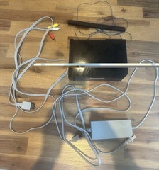 Nintendo Wii Black Console RVL-001(USA) NTSC-U/C Wi-Fi w/ Power & AV Cable