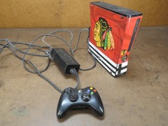 Microsoft Xbox 360 S Console T439 Chicago Blackhawks NHL W/ Power Supply Working