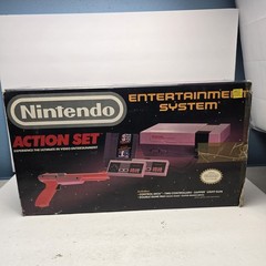 Nintendo NES Action Set Entertainment System Console w/ Controllers & Game
