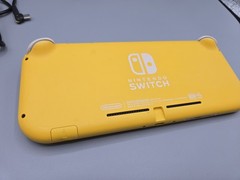 Nintendo Switch Lite 32GB Handheld Console Yellow W/ Zelda Breath Of Wild Game