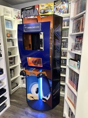 Sega Saturn Sonic The Hedgehog Kiosk Demo Unit 1994 – Super RARE, Amazing Shape!