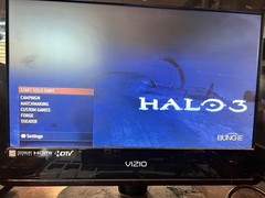 Xbox 360 S Model 1439 4 GB Black Console Bundle:Controller,Cables,Game