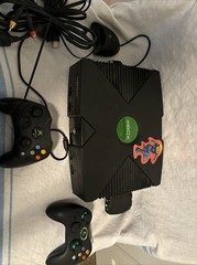 Microsoft Xbox Launch Edition 8GB Home Console – Black-2 Controllers And Cords