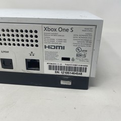 NO POWER – Xbox One S 500GB Model 1681 – FOR PARTS OR REPAIR With Controller